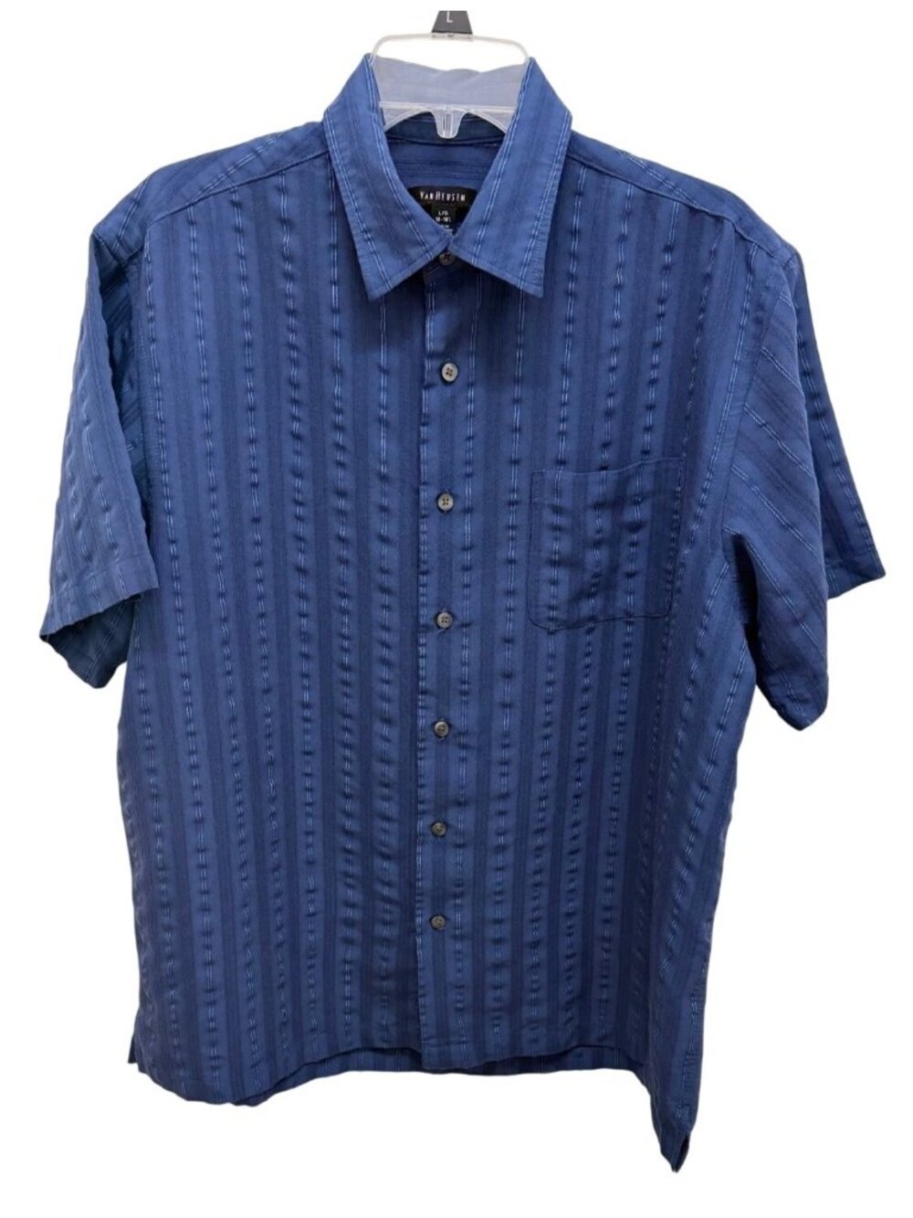 Van Heusen Blue Textured Short Sleeve Shirt Large 16.5 Rayon Blend Casual
